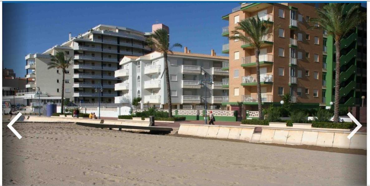 The Beach Across The Street Peniscola Exterior photo